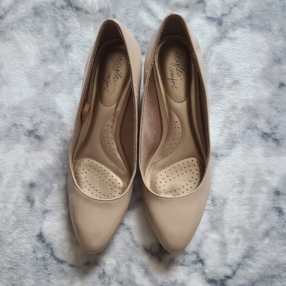 SOLD Dexflex Comfort low heels/wedges